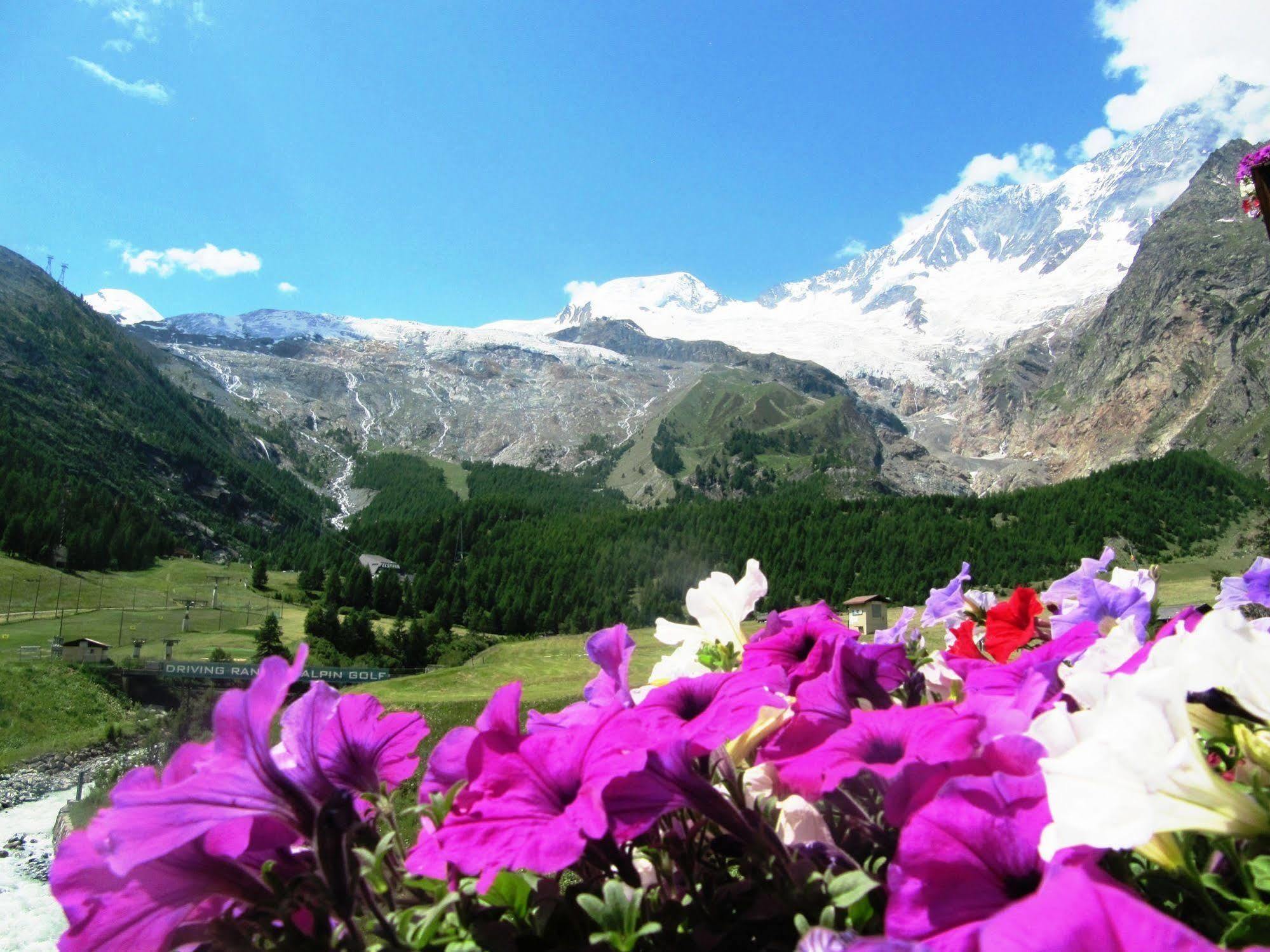 Hotel Bristol Saas-Fee Esterno foto
